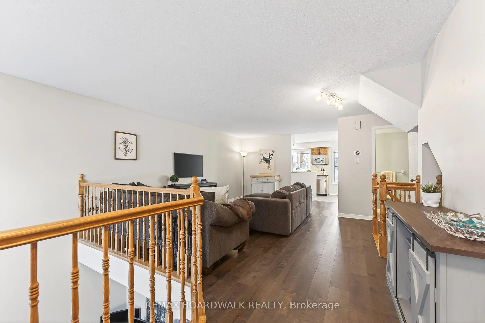 Photo 3 of Unit 165, 70 Edenvale Drive, Ottawa, Kanata - Beaverbrook — HOMEH