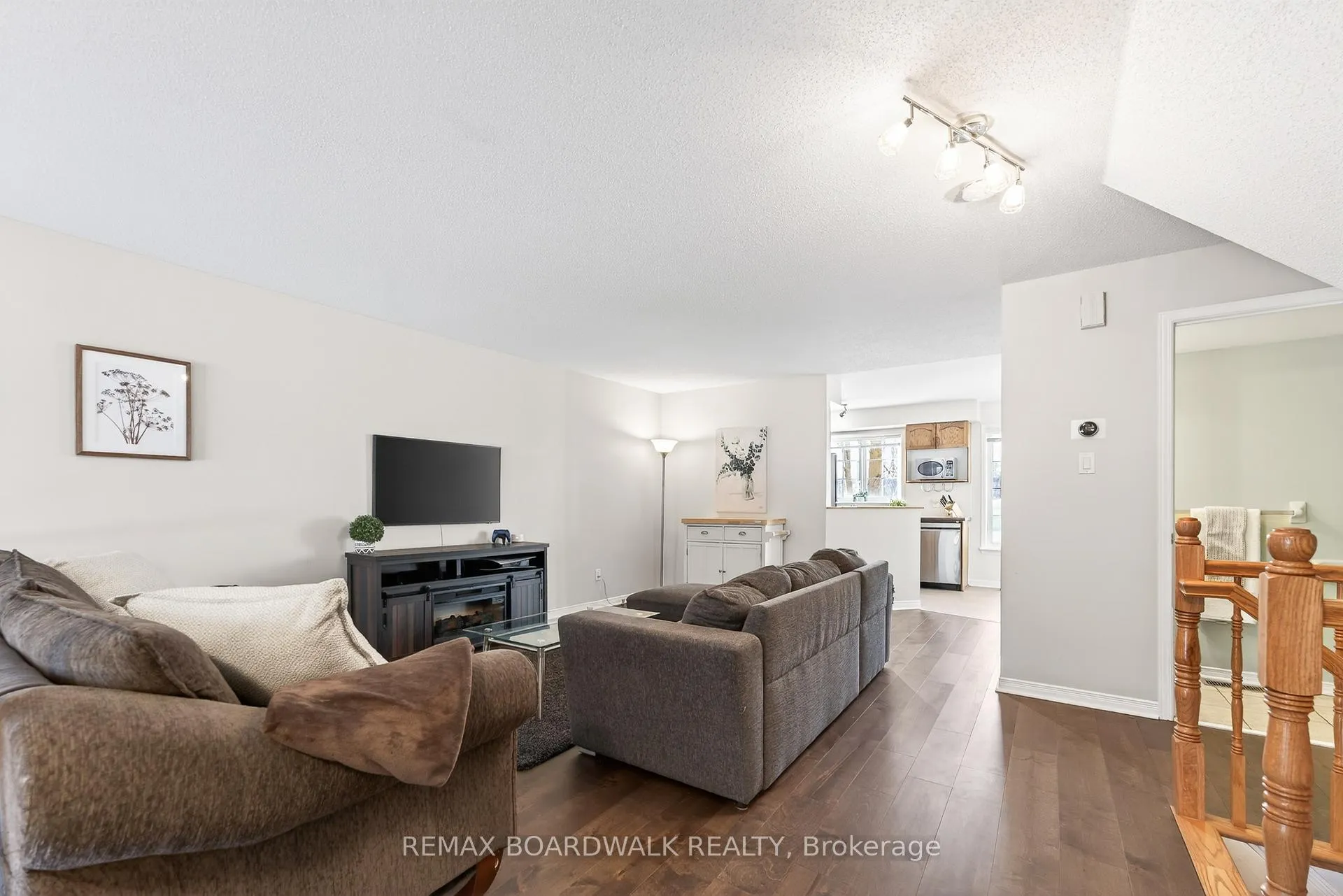 Photo 7 of Unit 165, 70 Edenvale Drive, Ottawa, Kanata - Beaverbrook — HOMEH
