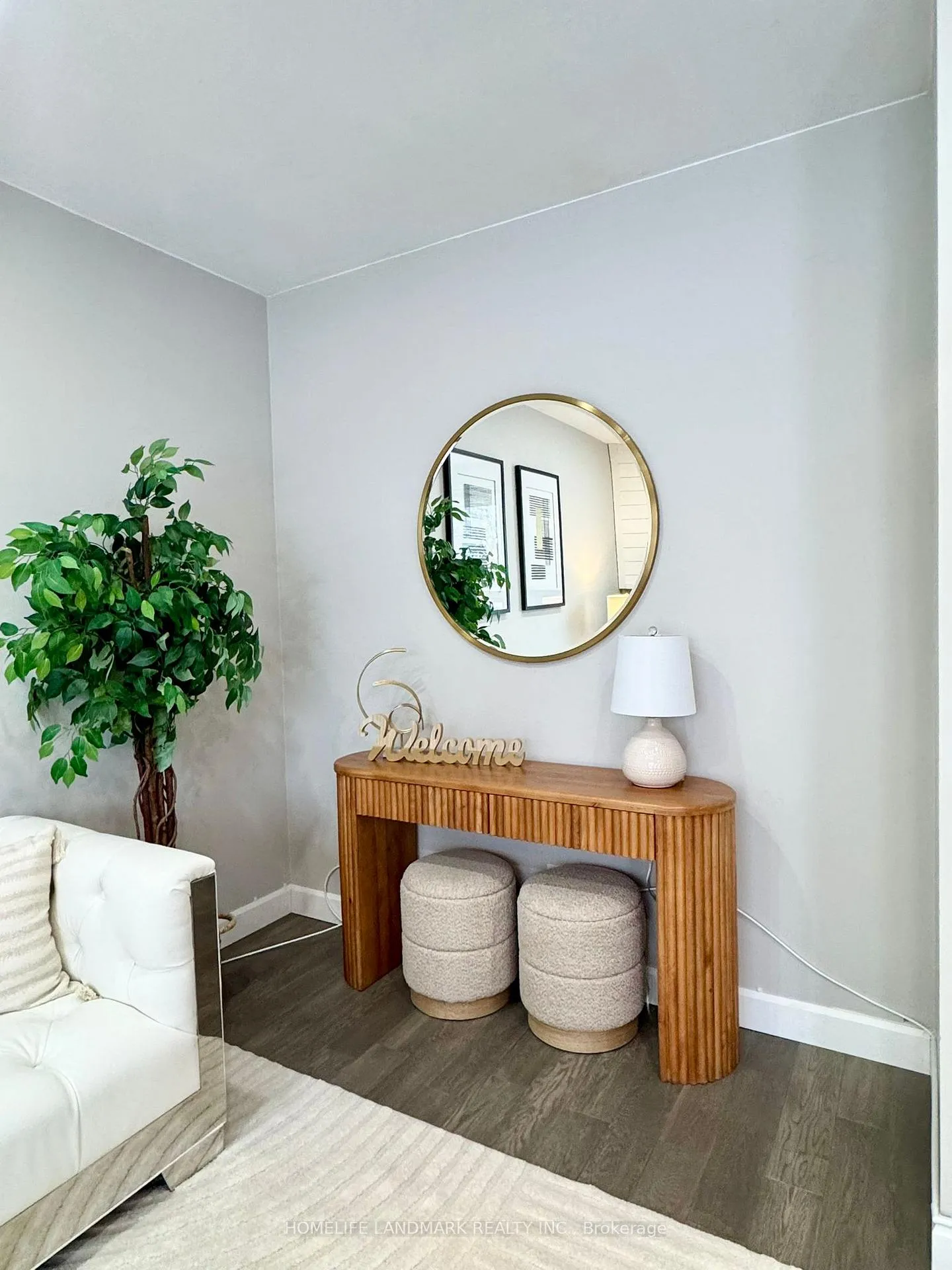Photo 2 of 1240 Mulmur Court, Pickering, Liverpool — HOMEH