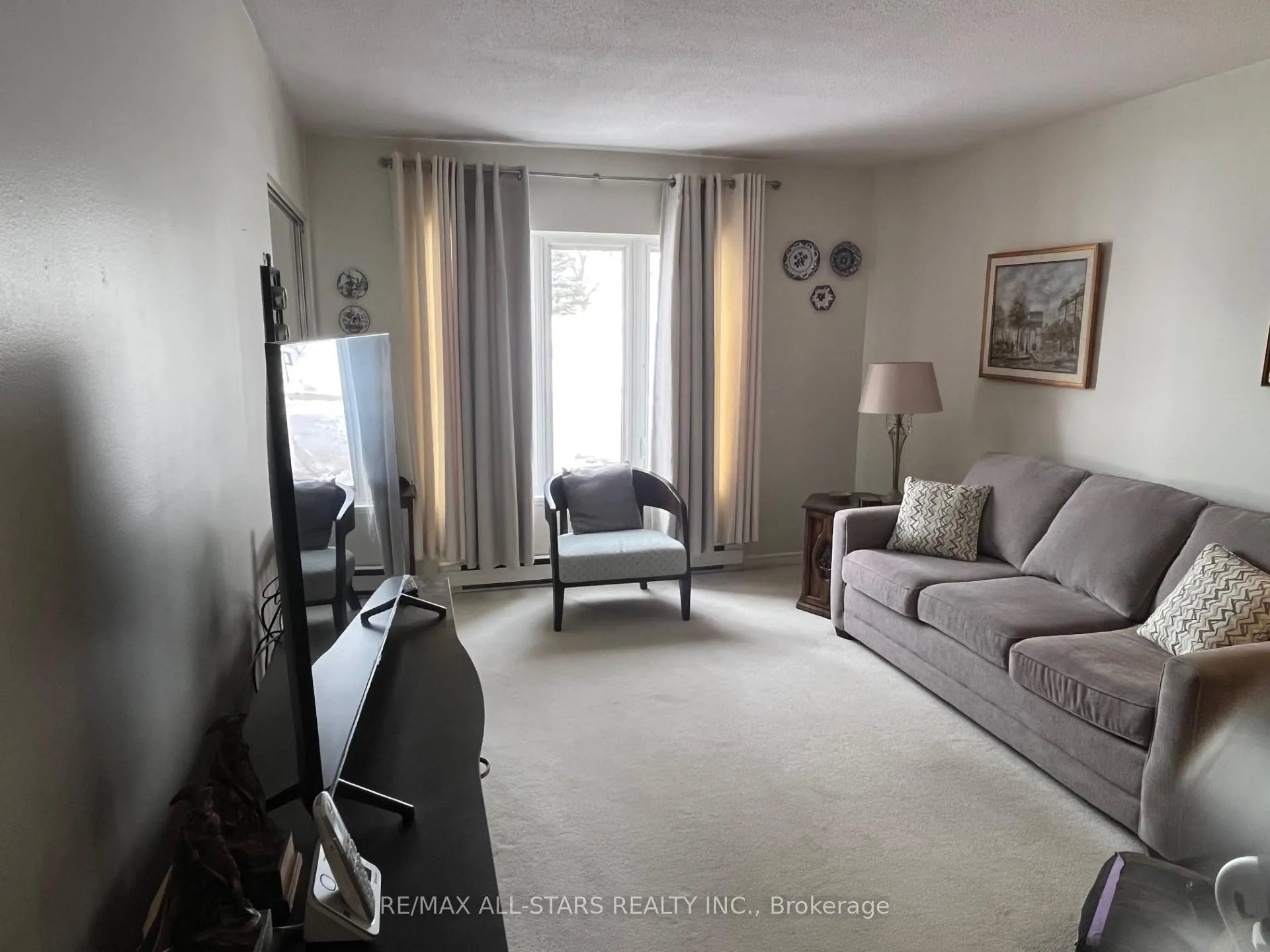 Photo 7 of Unit 103, 2 Heritage Way, Kawartha Lakes, Lindsay — HOMEH