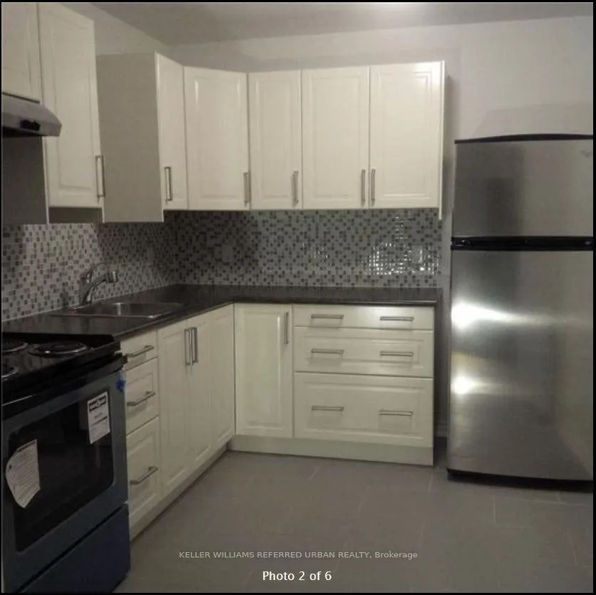 Photo 2 of Unit Unit 2, 2017 Avenue Road, Toronto, Bedford Park-Nortown — HOMEH