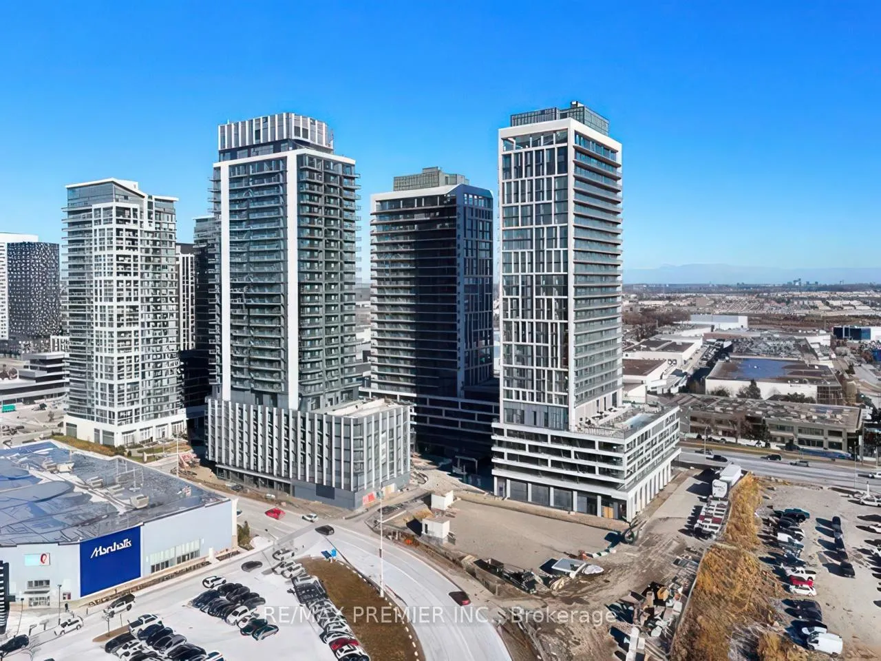 Photo 1 of Unit 412, 8960 Jane Street, Vaughan, Vellore Village — HOMEH