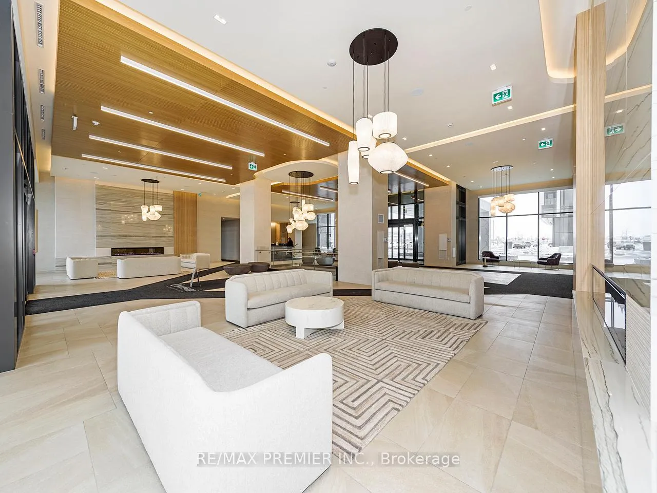 Photo 3 of Unit 412, 8960 Jane Street, Vaughan, Vellore Village — HOMEH