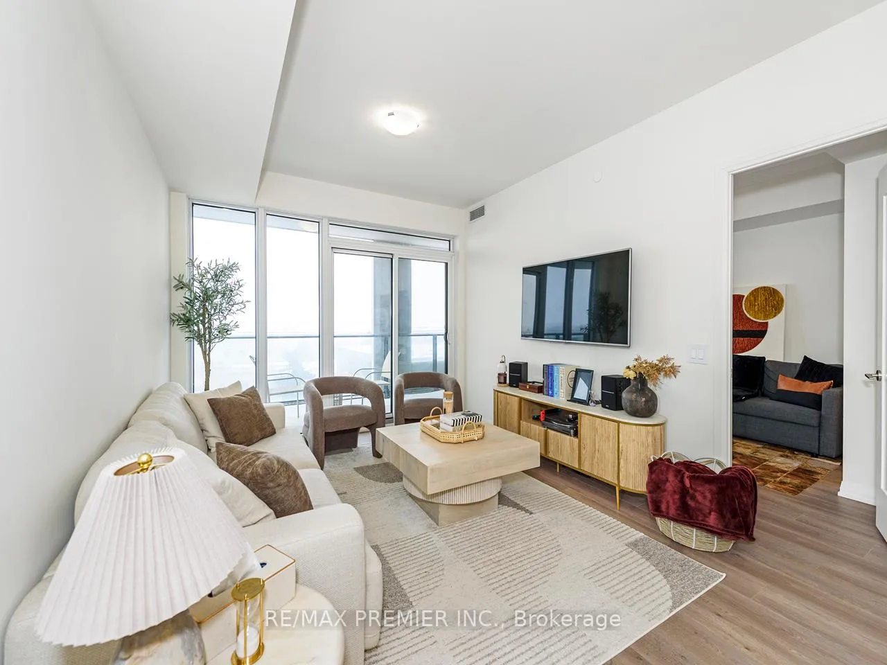 Photo 13 of Unit 412, 8960 Jane Street, Vaughan, Vellore Village — HOMEH
