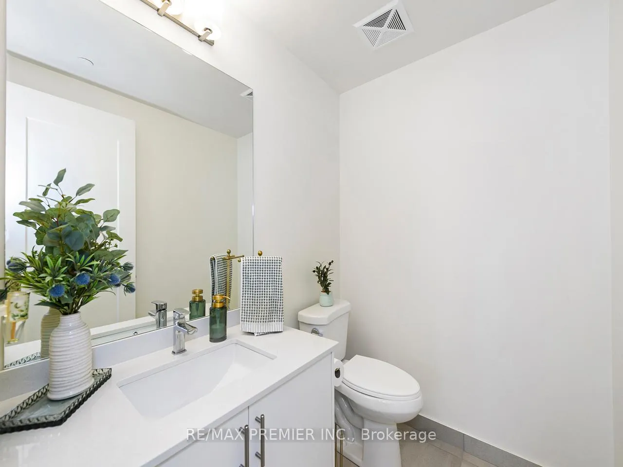 Photo 29 of Unit 412, 8960 Jane Street, Vaughan, Vellore Village — HOMEH