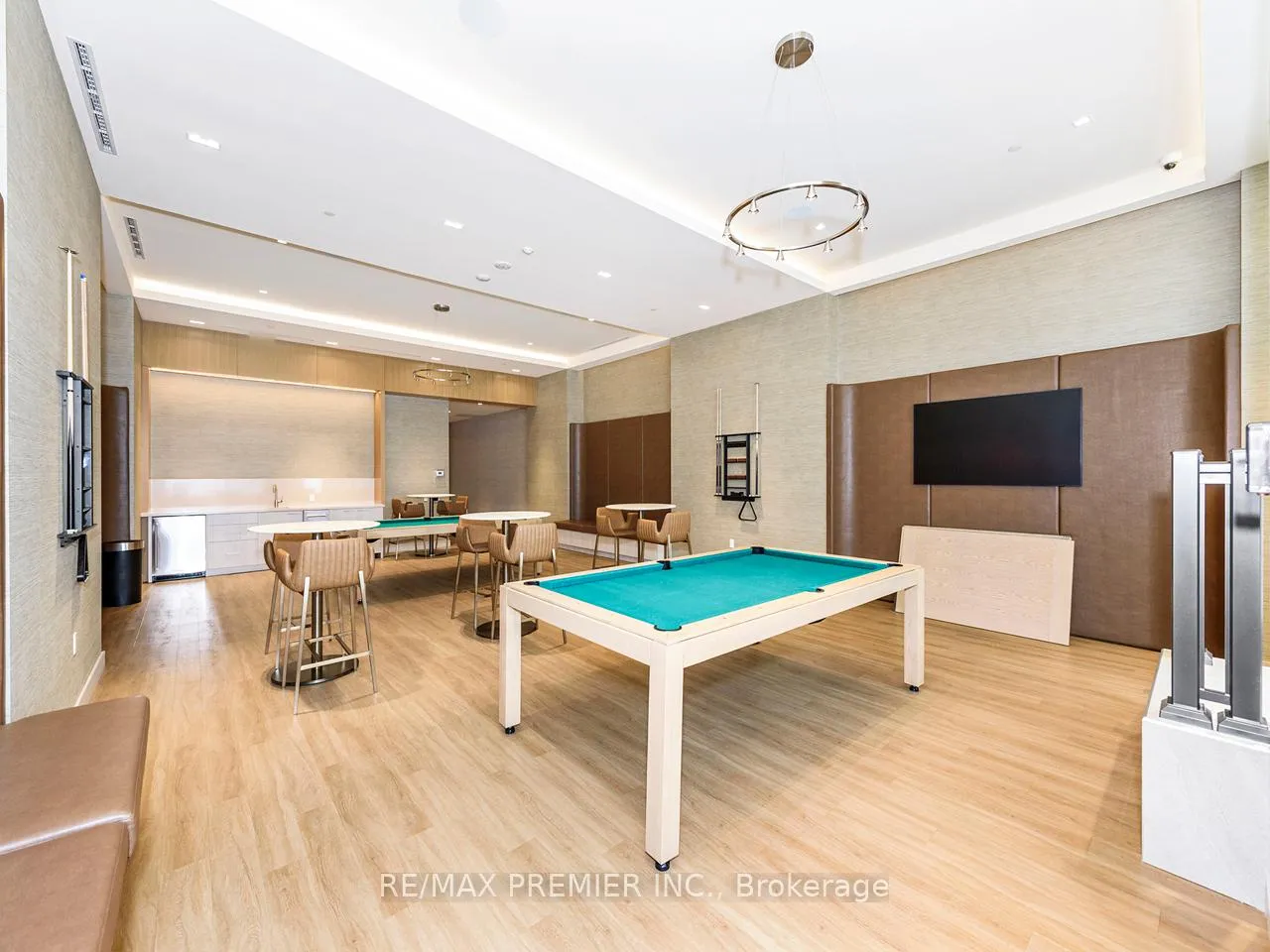 Photo 38 of Unit 412, 8960 Jane Street, Vaughan, Vellore Village — HOMEH