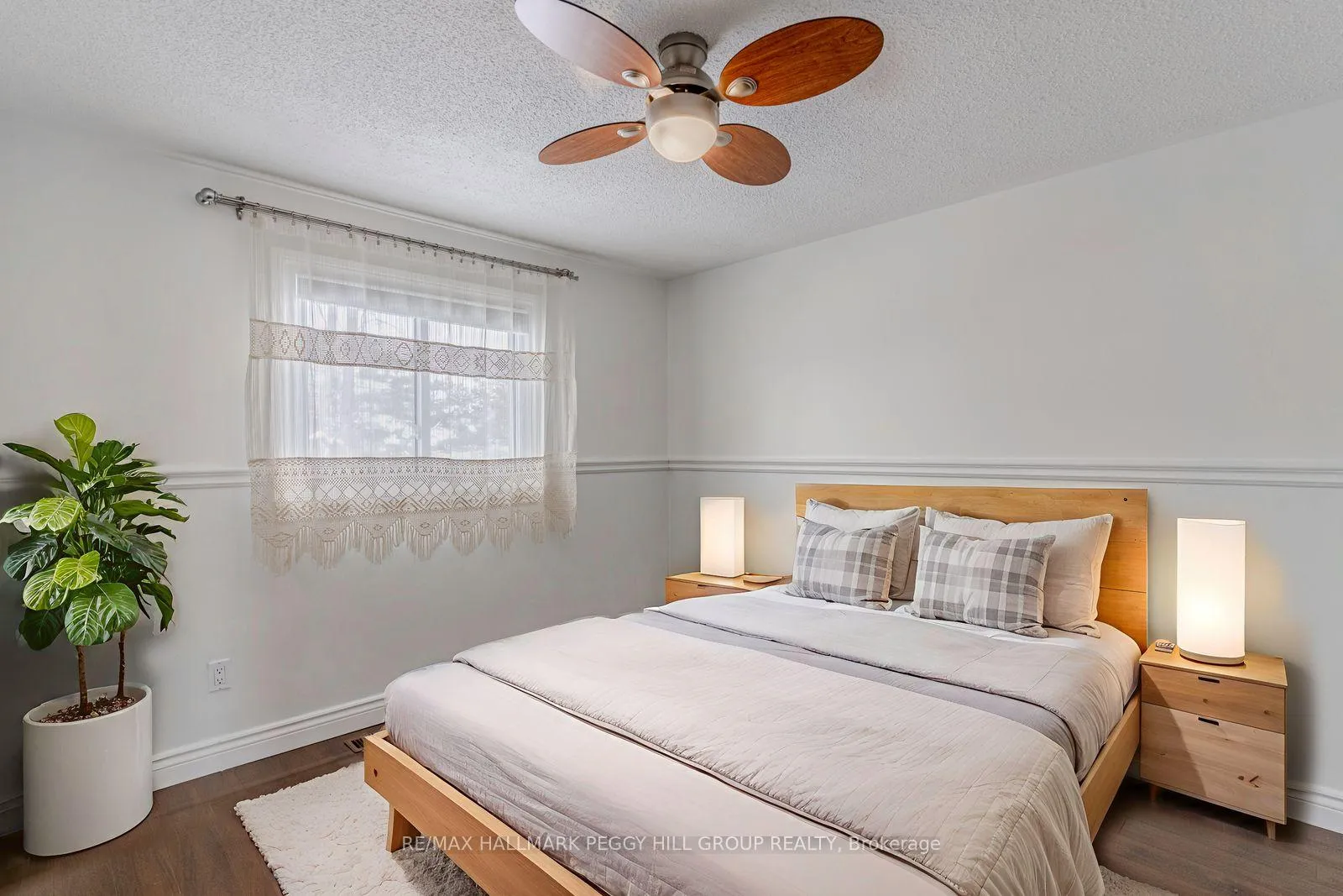 Photo 10 of 62 O'Shaughnessy Crescent, Barrie, Holly — HOMEH