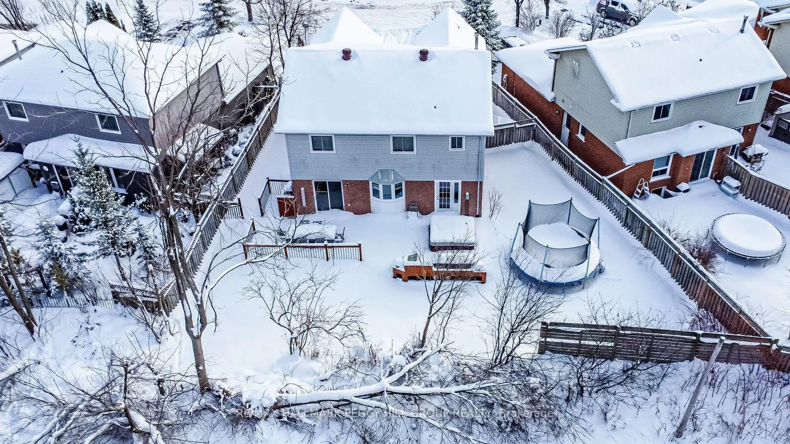Photo 15 of 62 O'Shaughnessy Crescent, Barrie, Holly — HOMEH