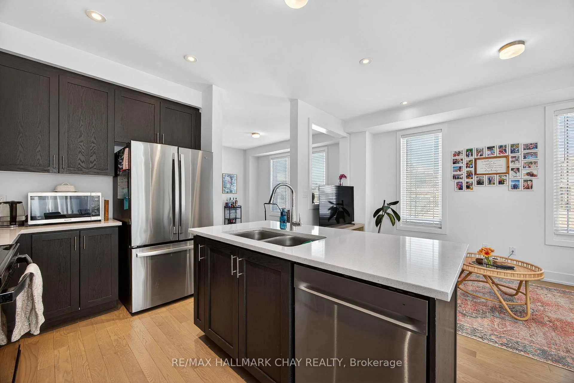 Photo 9 of 1 Milady Crescent, Barrie, Rural Barrie Southeast — HOMEH