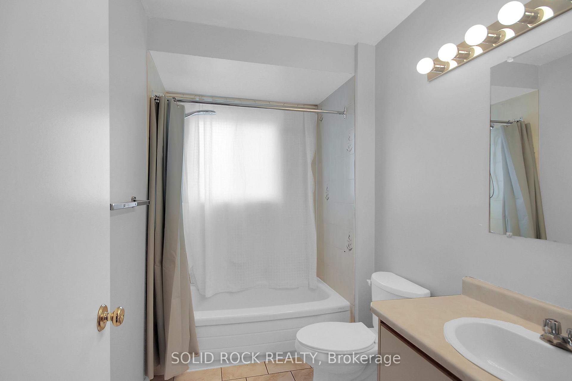 Photo 27 of 12 Notman Way, Ottawa, Hunt Club Park — HOMEH