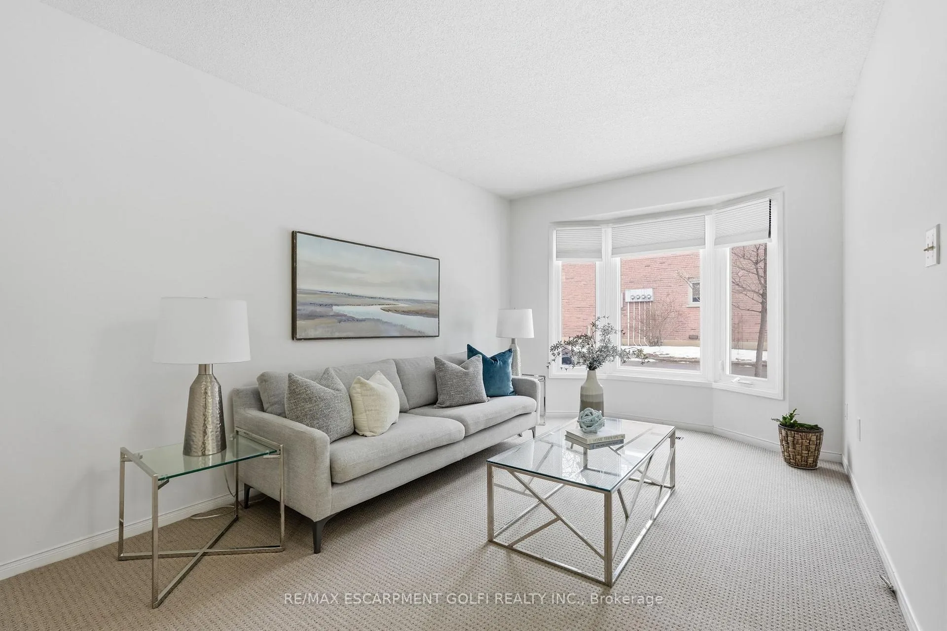 Photo 5 of Unit 20, 644 Upper Paradise Road, Hamilton, Fessenden — HOMEH