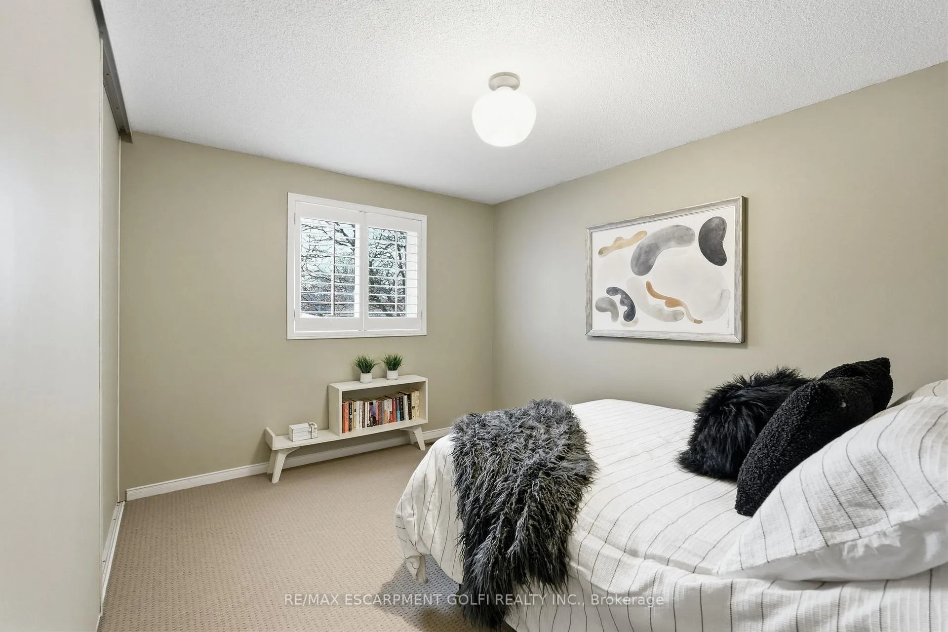 Photo 16 of Unit 20, 644 Upper Paradise Road, Hamilton, Fessenden — HOMEH