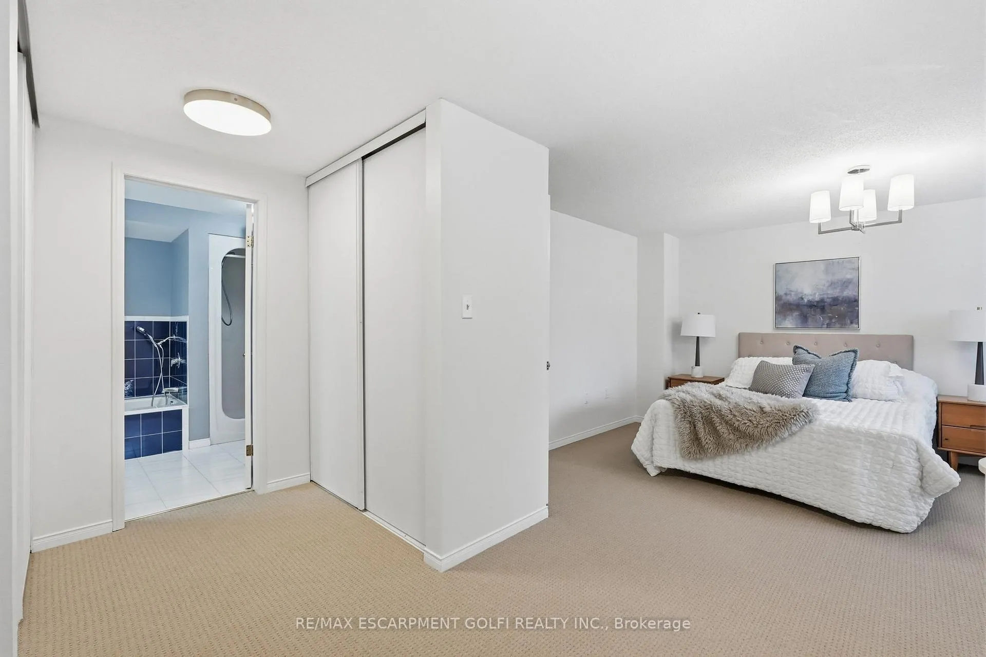 Photo 21 of Unit 20, 644 Upper Paradise Road, Hamilton, Fessenden — HOMEH