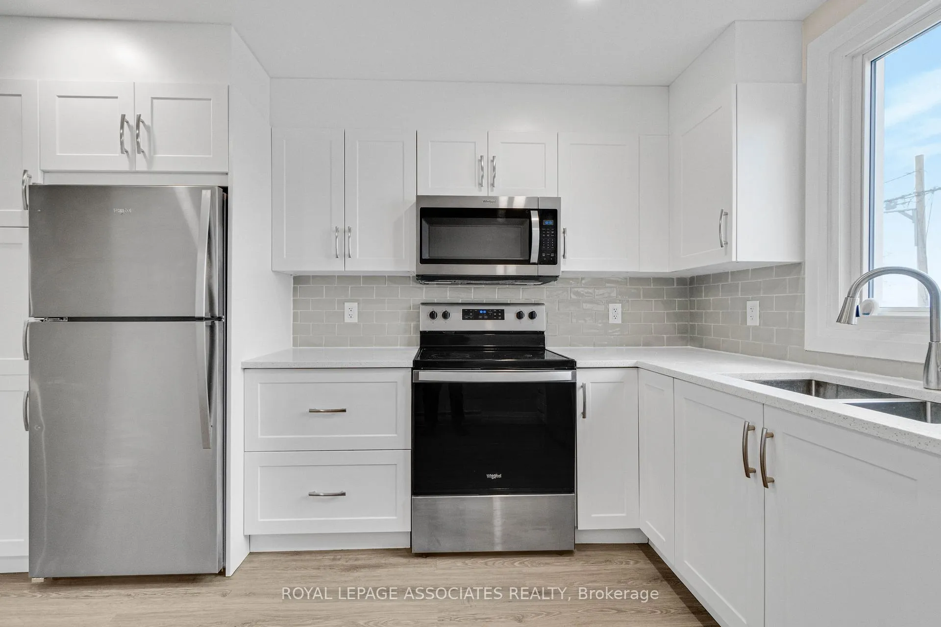 Photo 13 of 98 Sixth Avenue, Brantford, Eagle Place — HOMEH