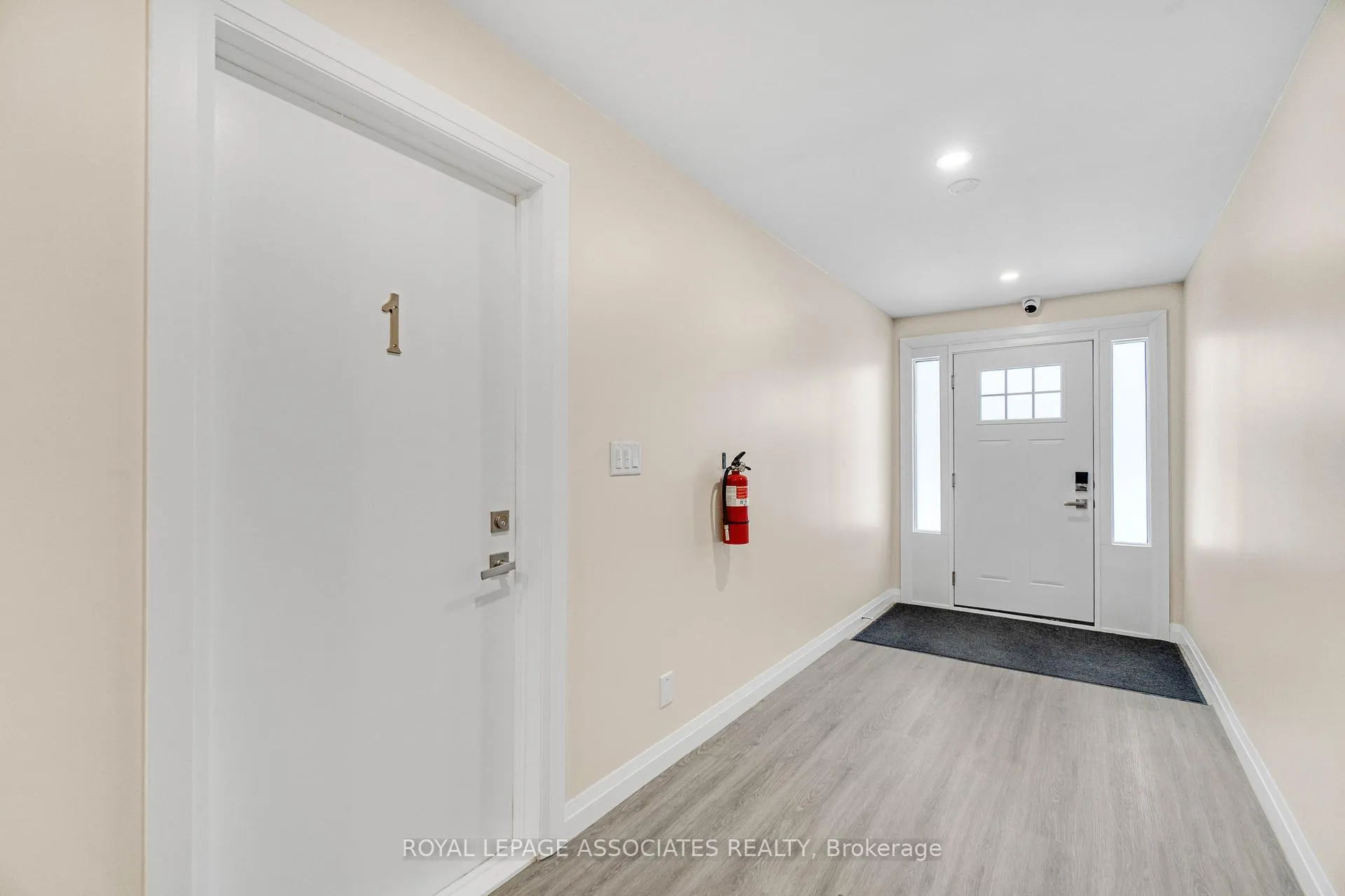 Photo 27 of 98 Sixth Avenue, Brantford, Eagle Place — HOMEH