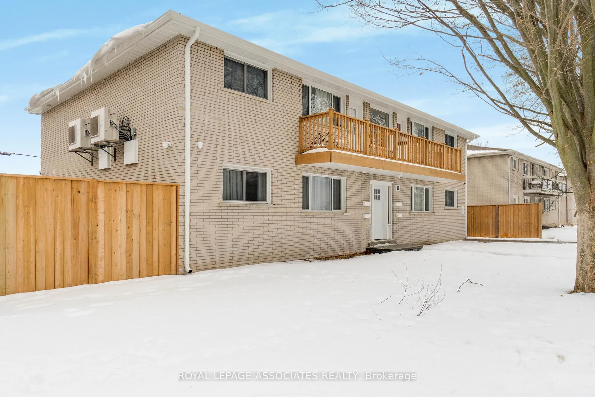 Photo 28 of 98 Sixth Avenue, Brantford, Eagle Place — HOMEH