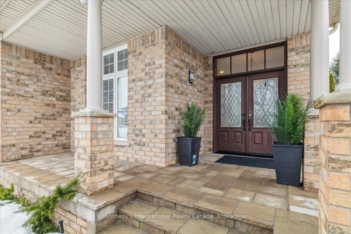 Photo 3 of 2509 Armour Crescent, Burlington, Rose — HOMEH