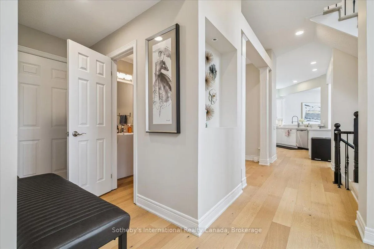 Photo 14 of 2509 Armour Crescent, Burlington, Rose — HOMEH