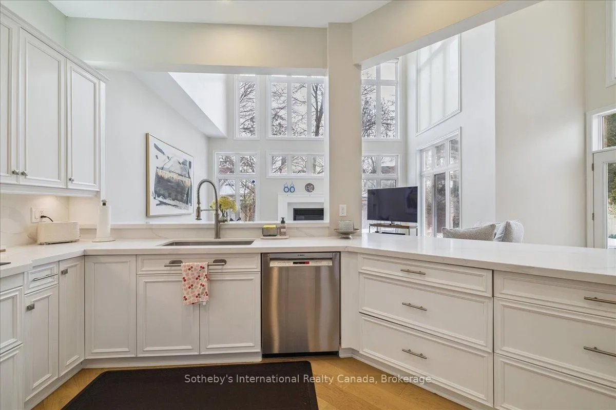 Photo 19 of 2509 Armour Crescent, Burlington, Rose — HOMEH