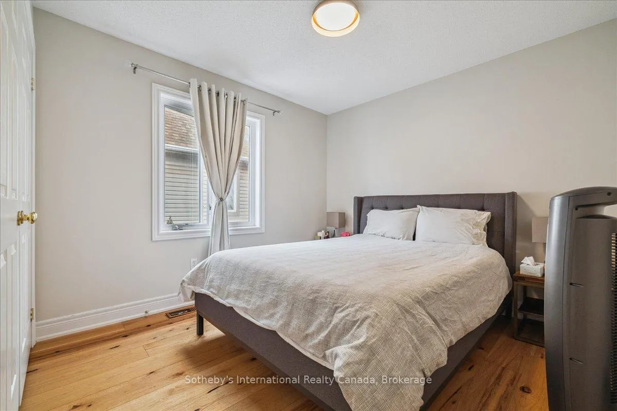Photo 34 of 2509 Armour Crescent, Burlington, Rose — HOMEH