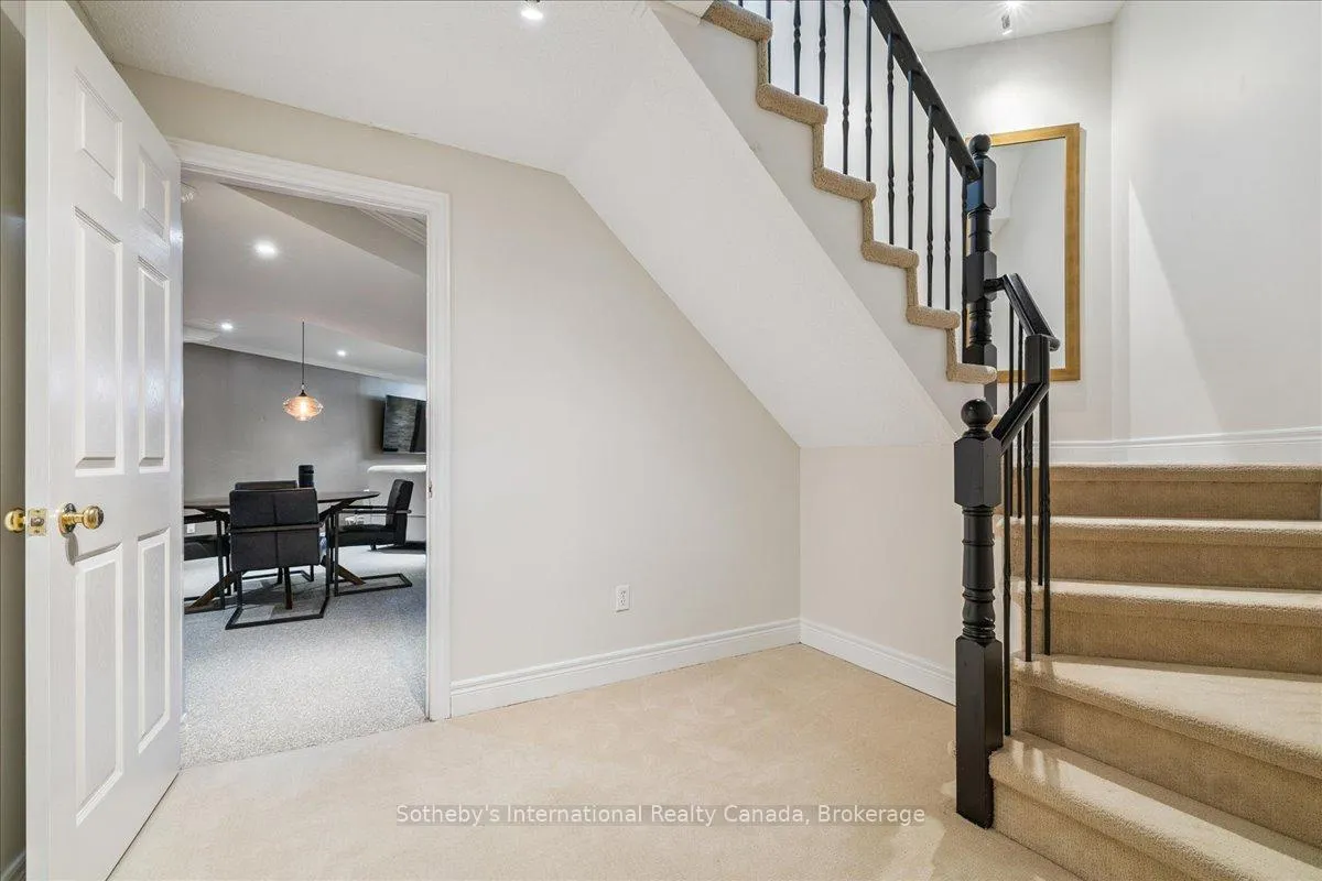 Photo 37 of 2509 Armour Crescent, Burlington, Rose — HOMEH