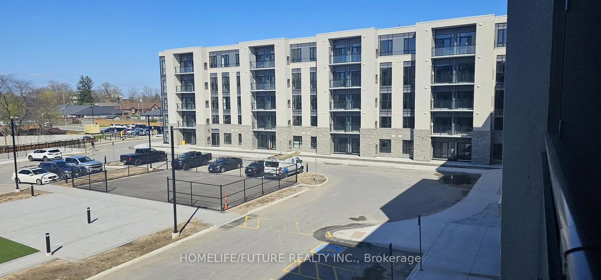 Photo 2 of Unit 302, 50 Herrick Avenue, St. Catharines, Oakdale — HOMEH