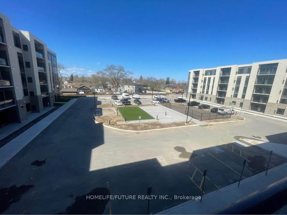 Photo 3 of Unit 302, 50 Herrick Avenue, St. Catharines, Oakdale — HOMEH
