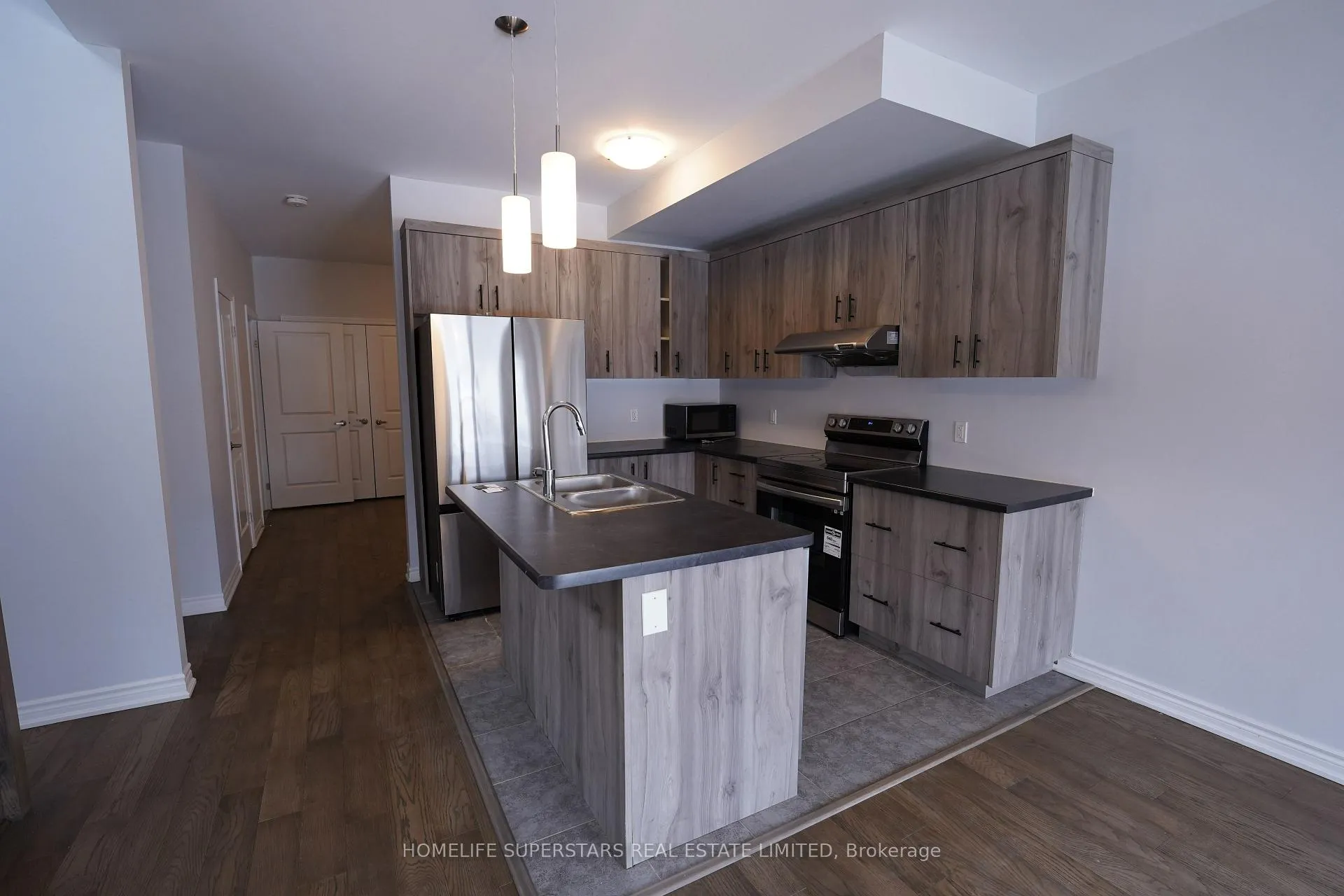 Photo 8 of 68 Mclaughlin Street, Welland, Lincoln/Crowland — HOMEH