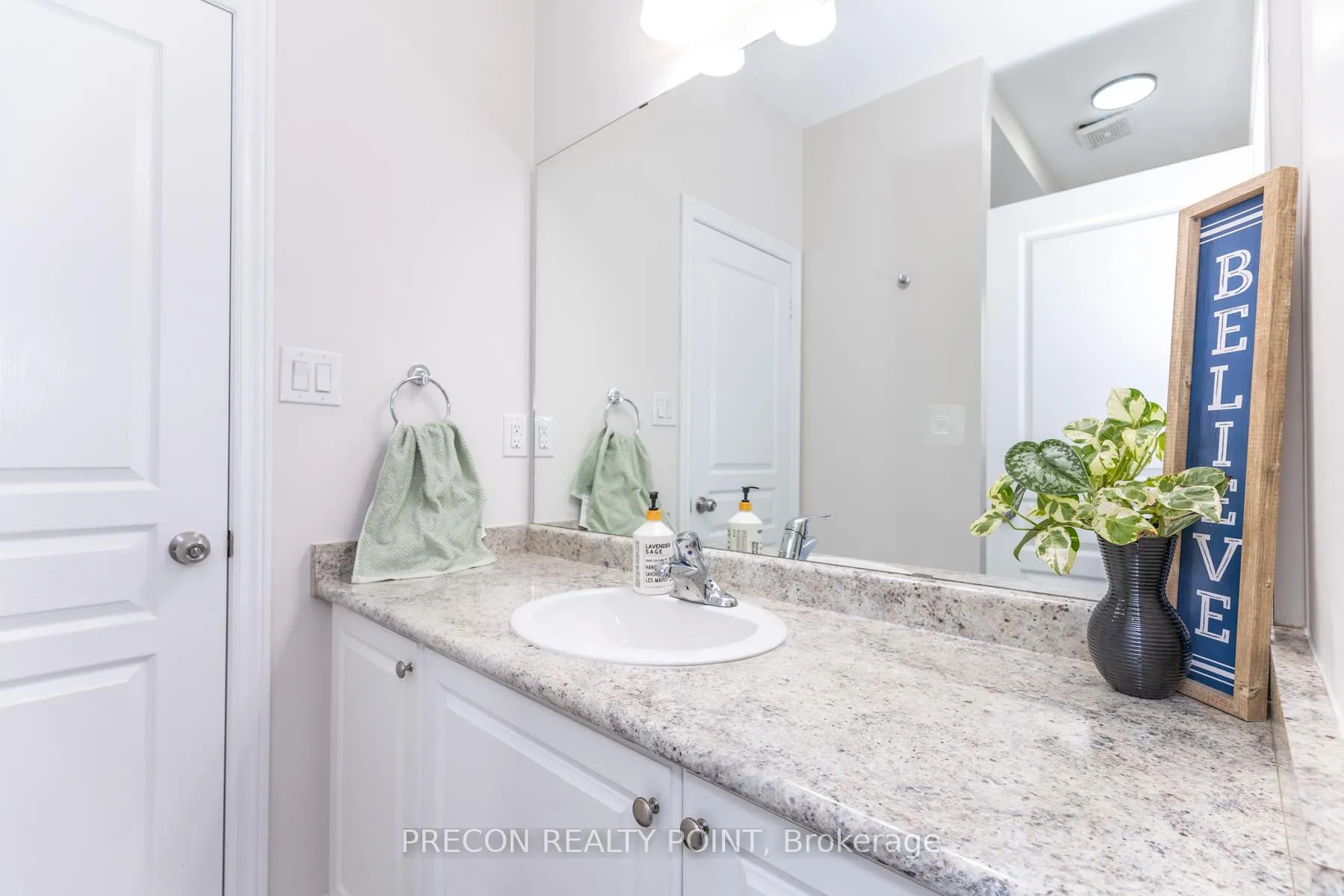 Photo 31 of 109 Roy Harper Avenue, Aurora, Rural Aurora — HOMEH