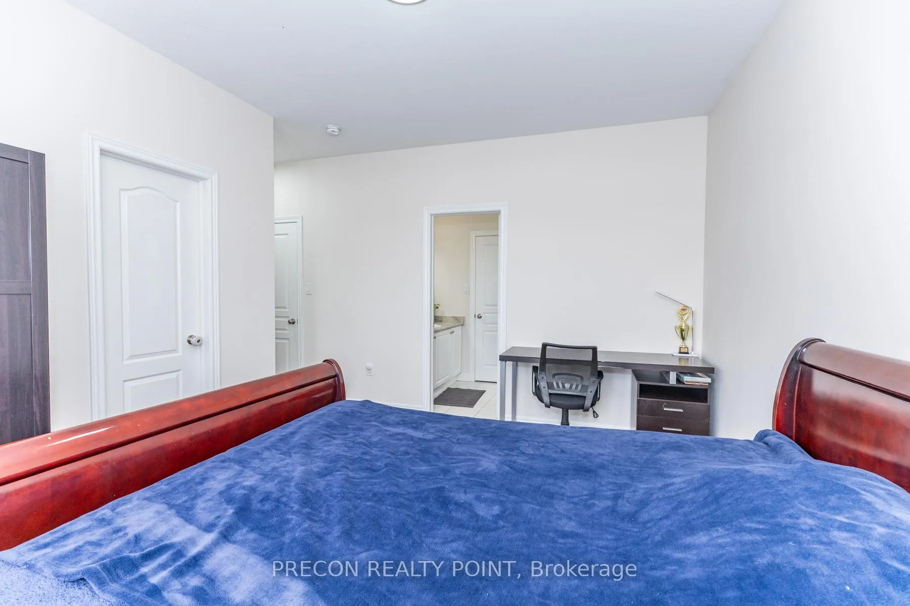 Photo 34 of 109 Roy Harper Avenue, Aurora, Rural Aurora — HOMEH