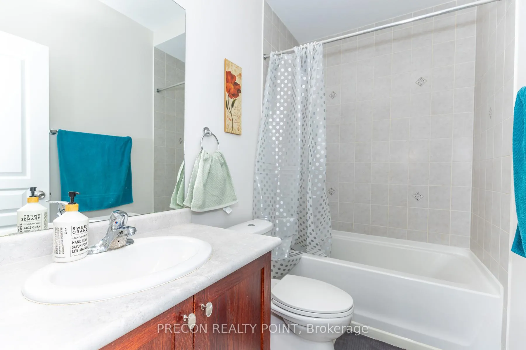 Photo 37 of 109 Roy Harper Avenue, Aurora, Rural Aurora — HOMEH