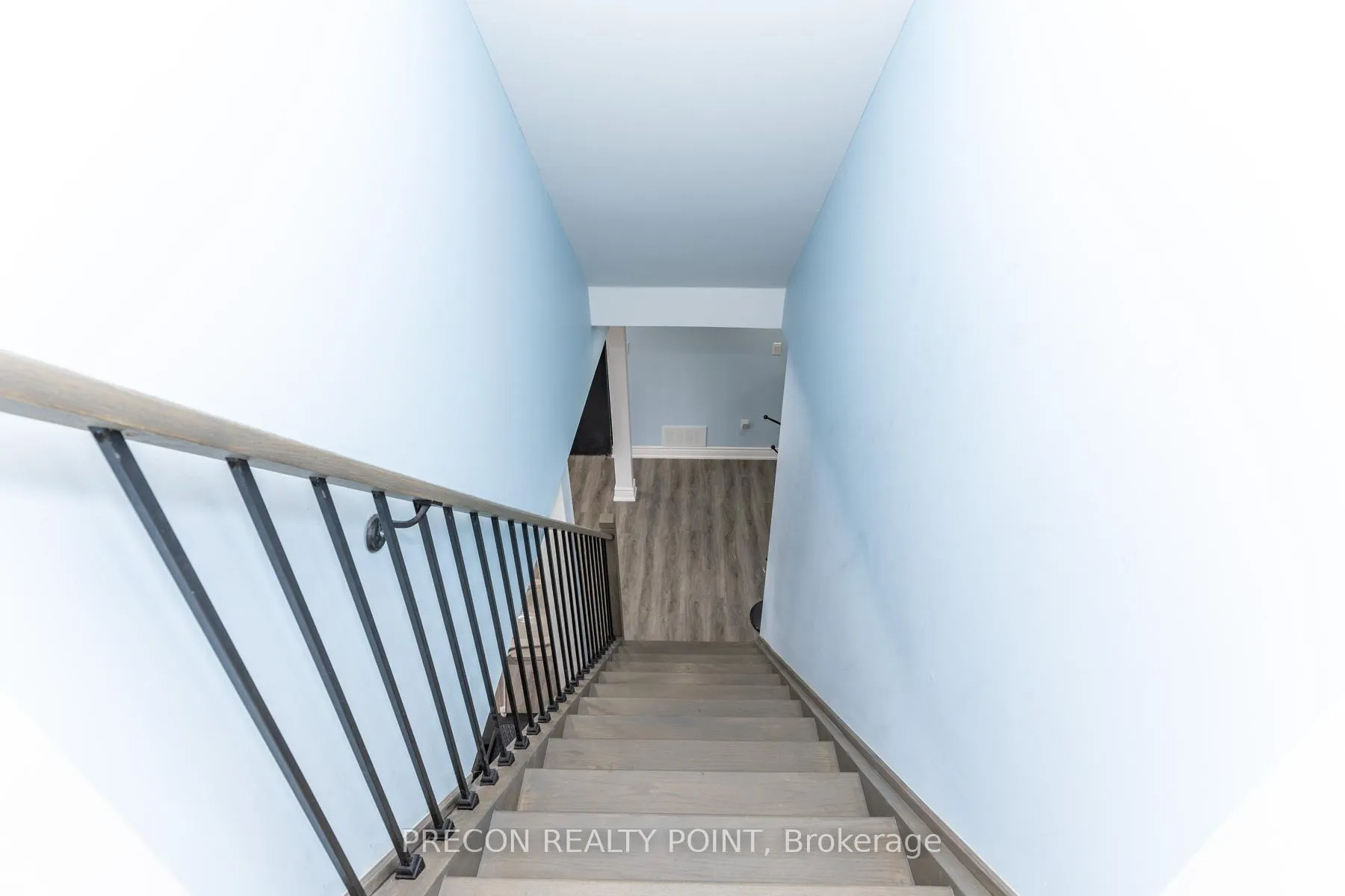 Photo 38 of 109 Roy Harper Avenue, Aurora, Rural Aurora — HOMEH
