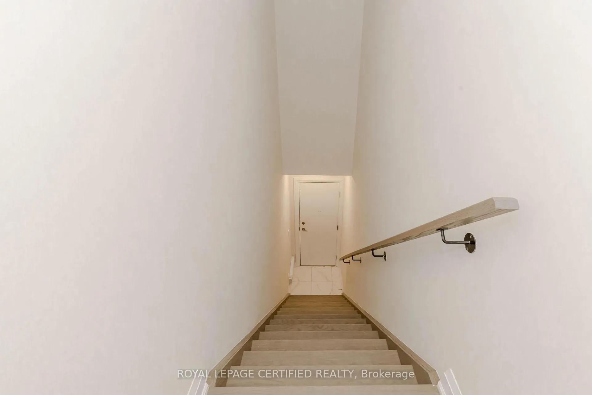 Photo 6 of Unit 104, 1597 Rose Way, Milton, Cobban — HOMEH