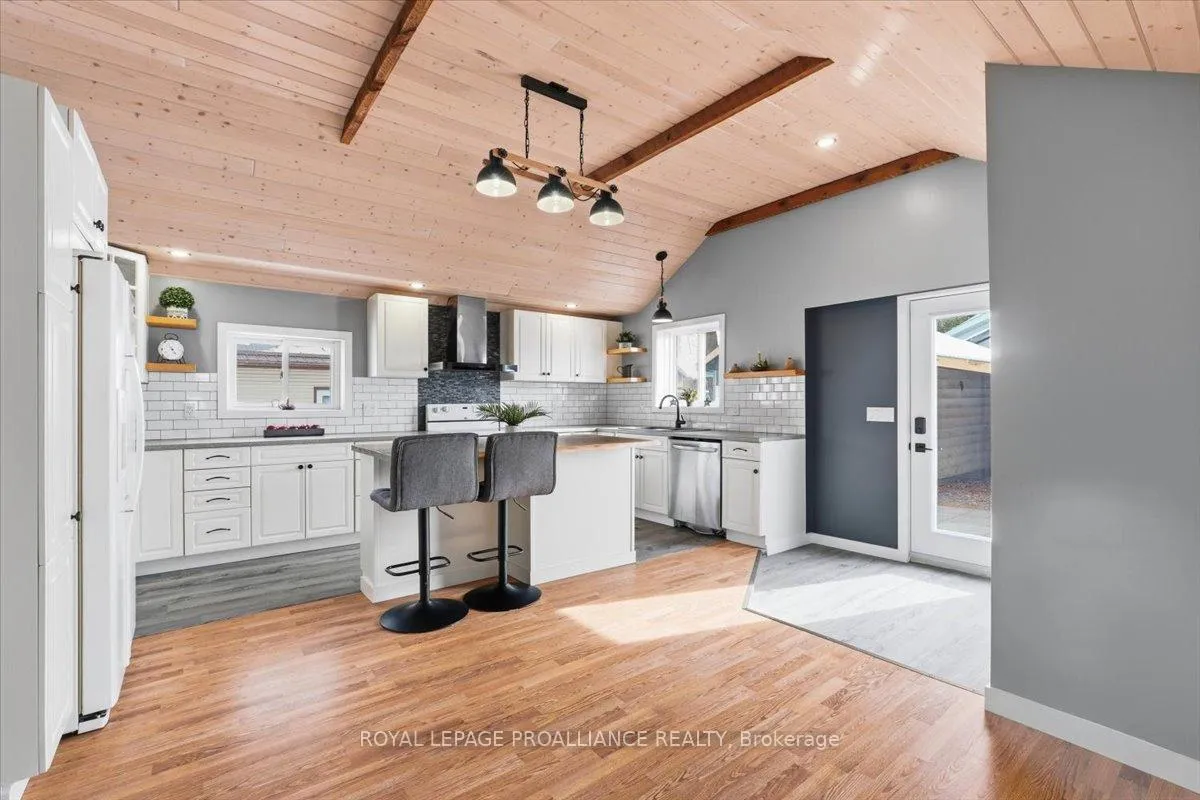 Photo 10 of 311 Jamieson Street E, Tweed, Tweed (Village) — HOMEH