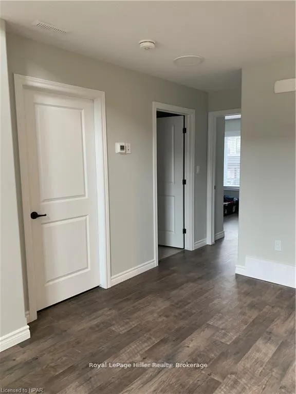 Photo 14 of Unit #6, 3192 Vivian Line 37, Stratford — HOMEH