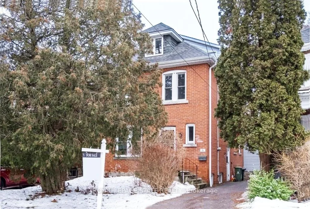 Photo 1 of 131 Barclay Street, Hamilton, Westdale — HOMEH