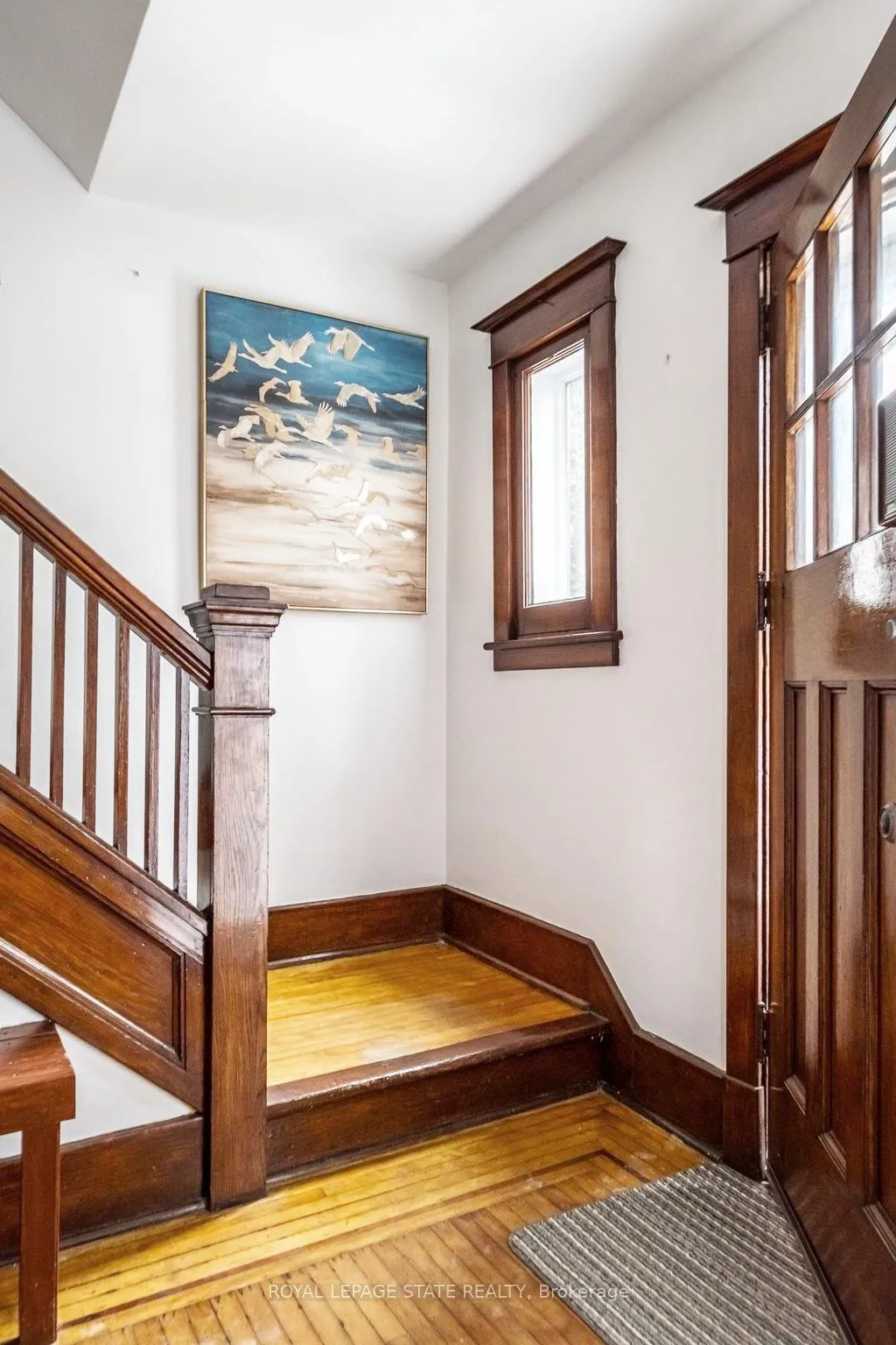 Photo 3 of 131 Barclay Street, Hamilton, Westdale — HOMEH