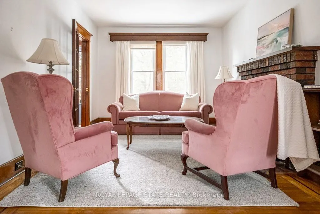 Photo 7 of 131 Barclay Street, Hamilton, Westdale — HOMEH