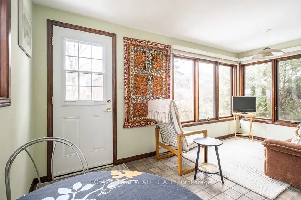 Photo 17 of 131 Barclay Street, Hamilton, Westdale — HOMEH