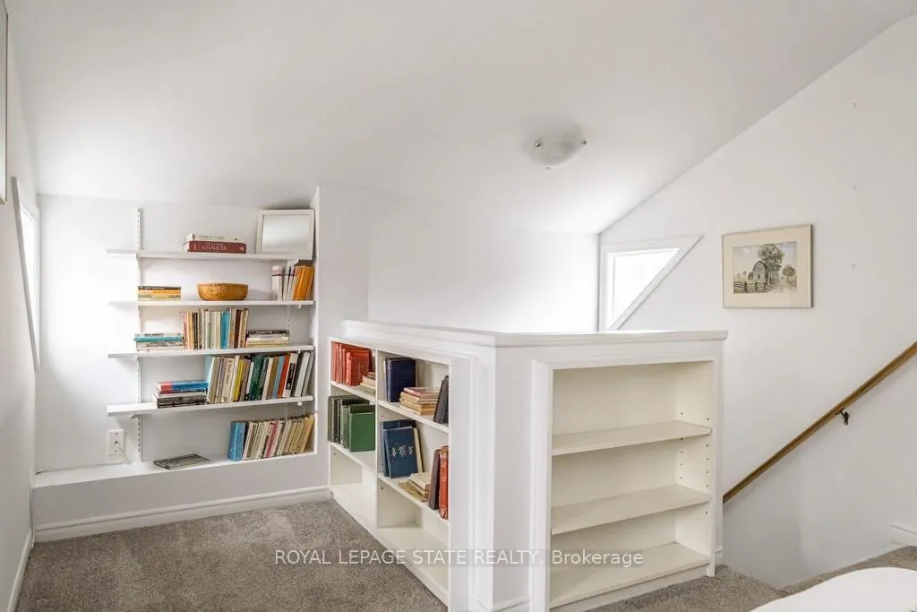 Photo 30 of 131 Barclay Street, Hamilton, Westdale — HOMEH