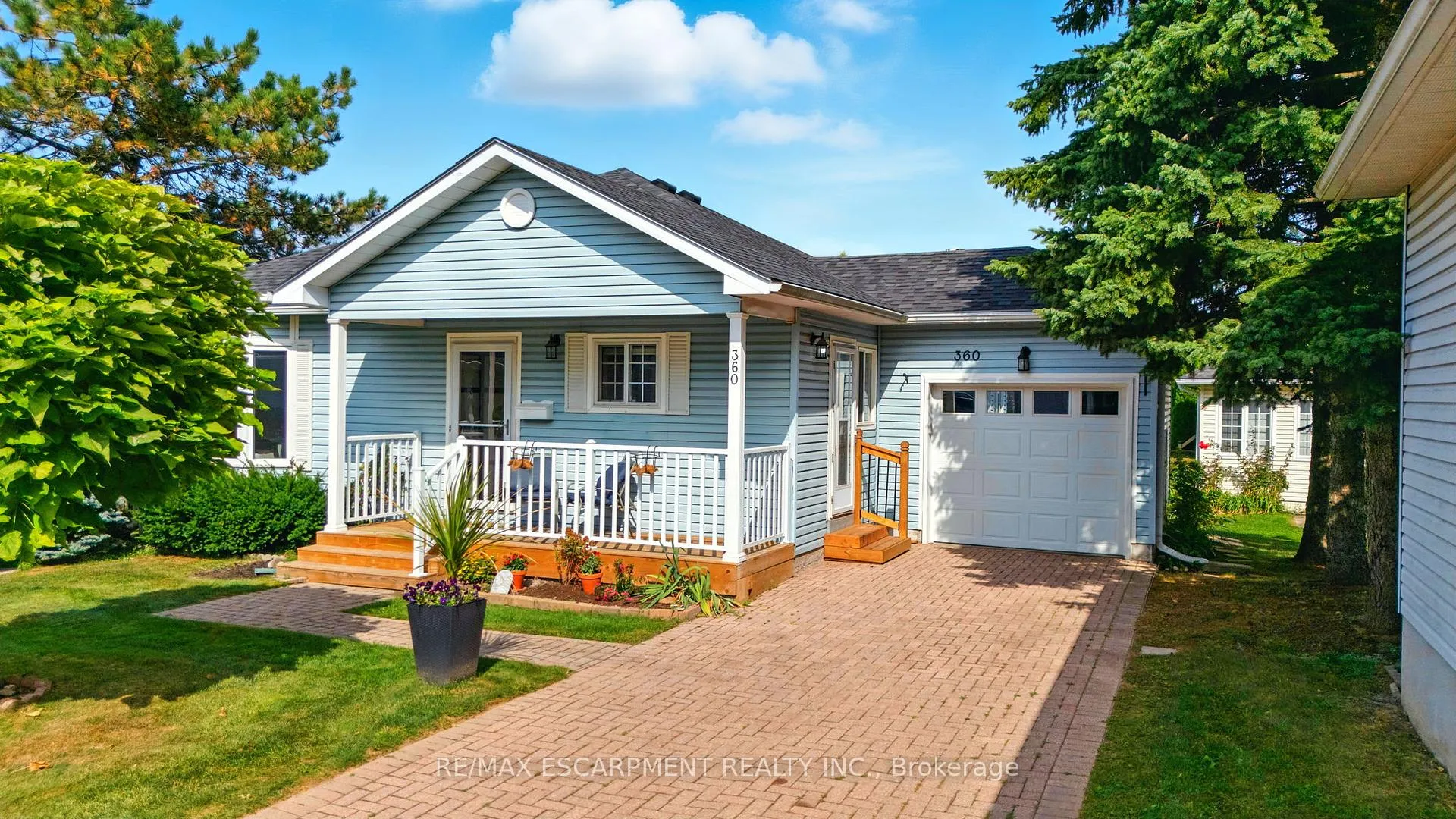 Photo 1 of 360 Silverbirch Boulevard, Hamilton, Villages of Glancaster — HOMEH