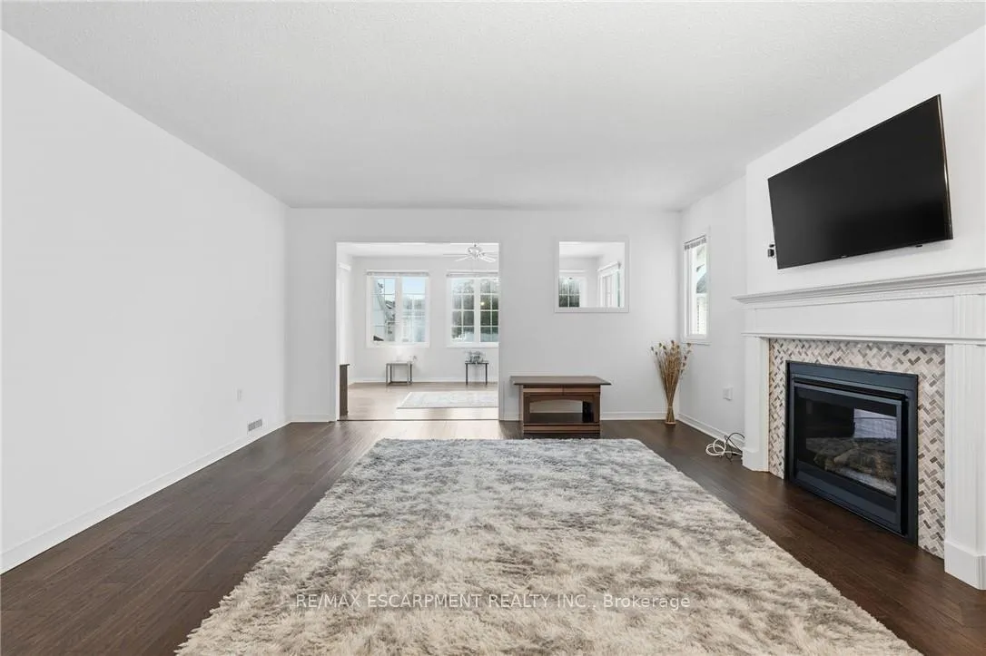 Photo 13 of 360 Silverbirch Boulevard, Hamilton, Villages of Glancaster — HOMEH