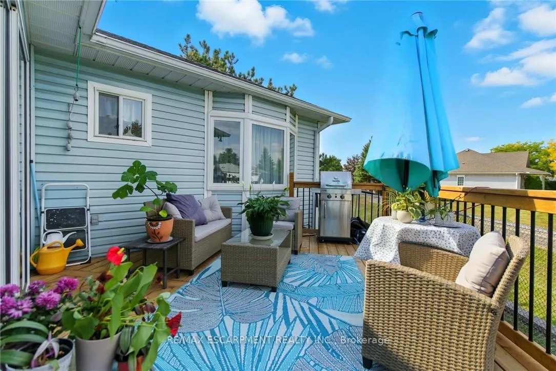 Photo 24 of 360 Silverbirch Boulevard, Hamilton, Villages of Glancaster — HOMEH