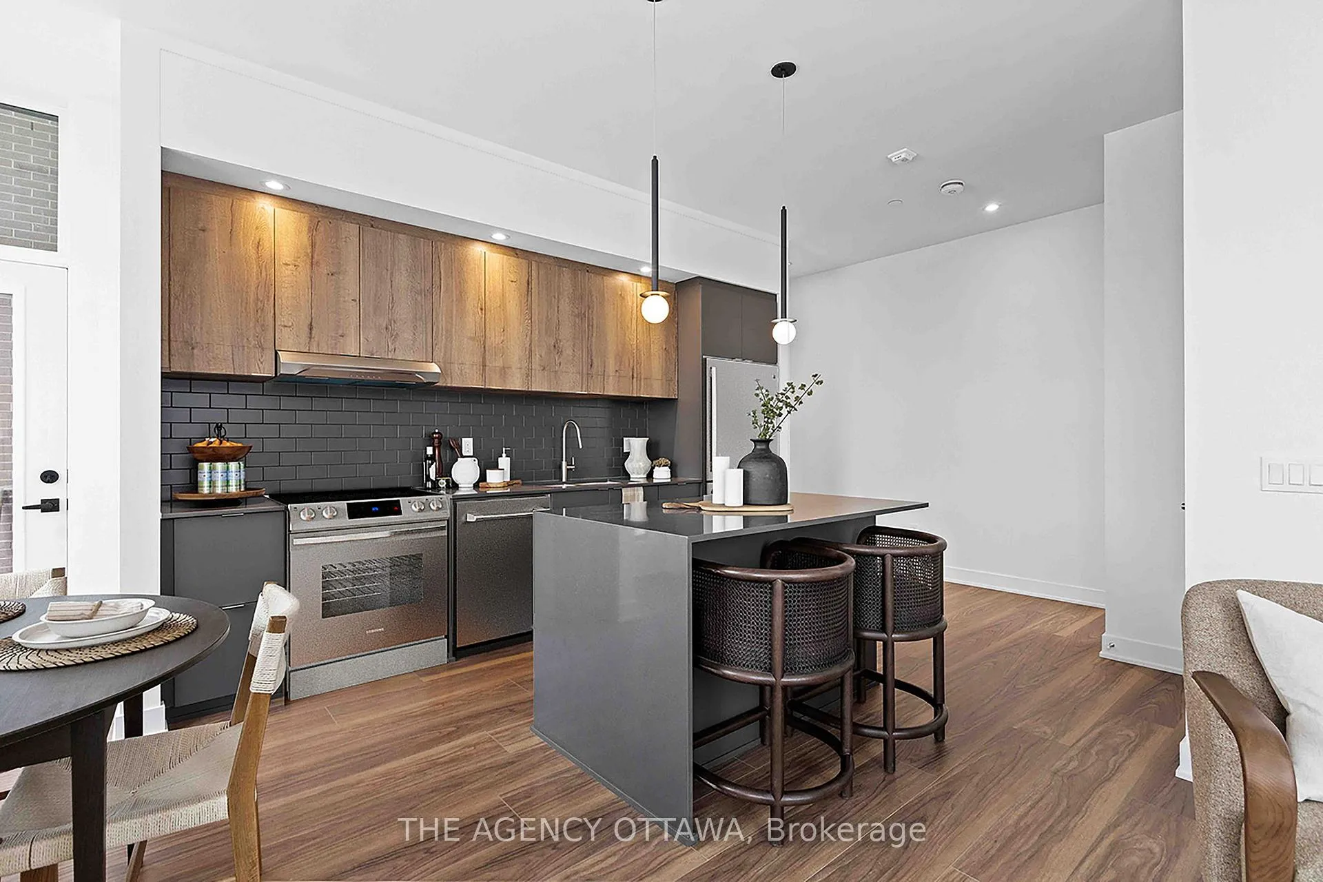 Photo 8 of Unit 104, 3071 Riverside Drive, Ottawa, Mooneys Bay/Riverside Park — HOMEH
