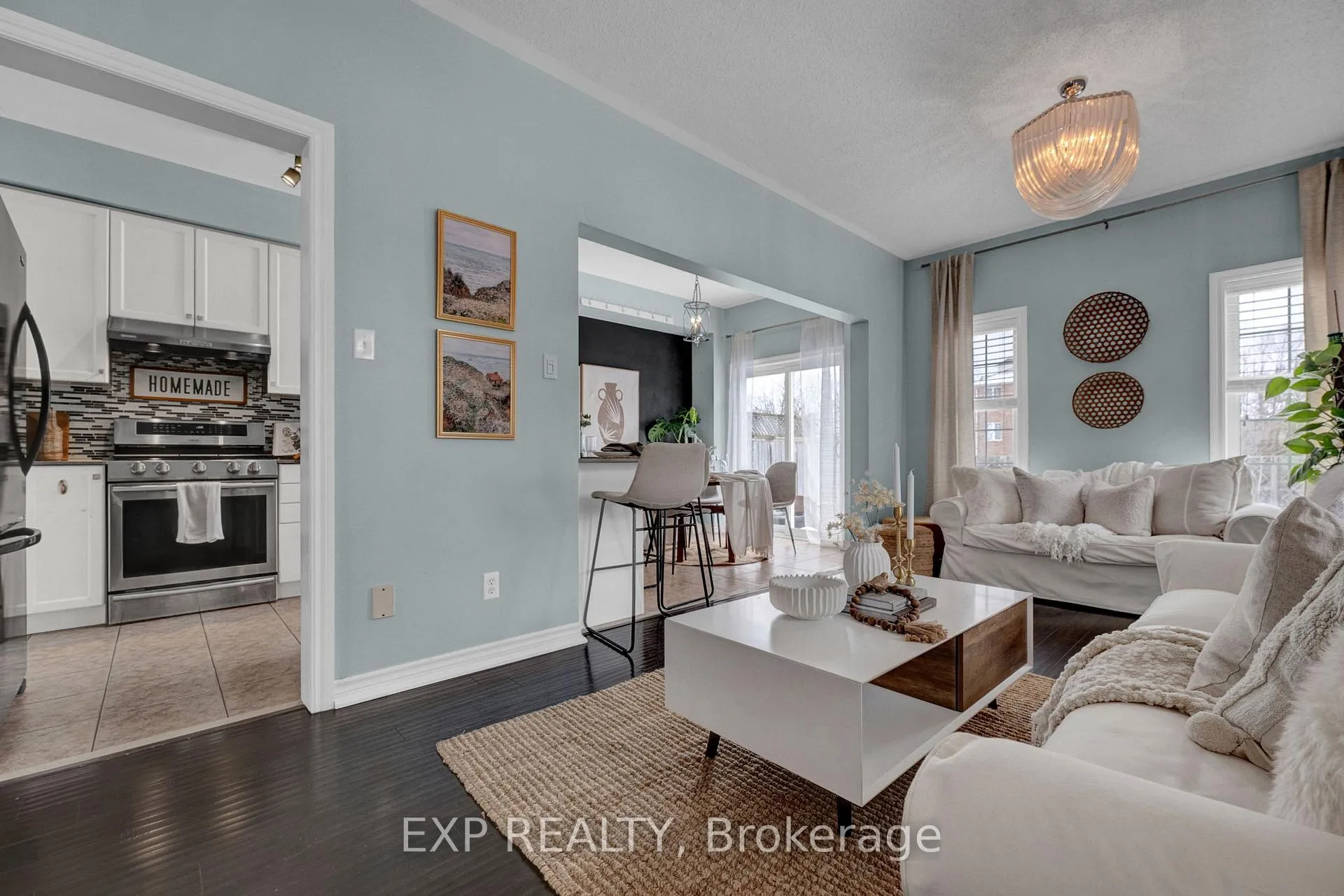 Photo 7 of 34 Taft Place, Clarington, Bowmanville — HOMEH