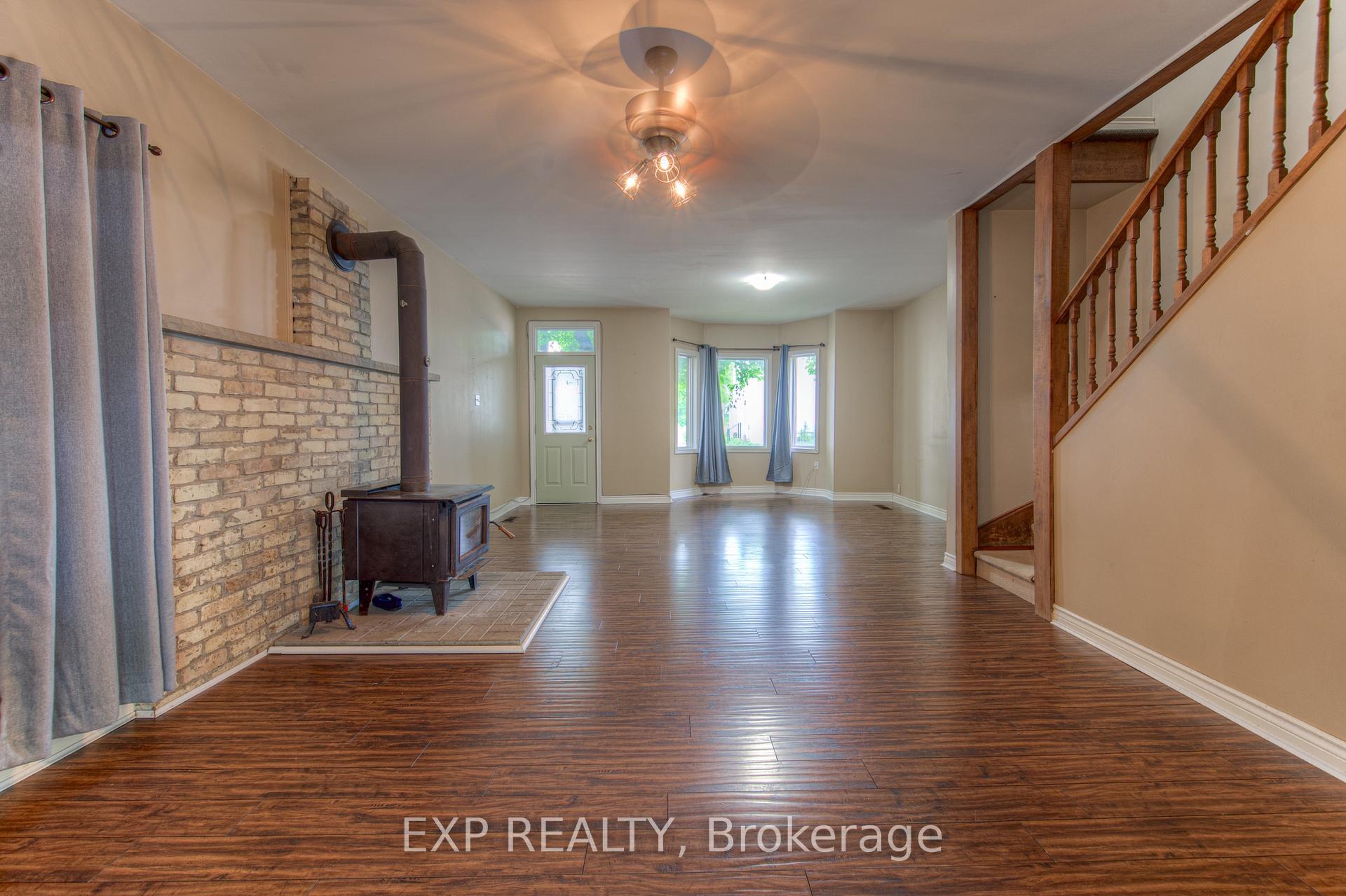 Photo 16 of 33 Mcgivern Street, Mapleton, Rural Mapleton — HOMEH