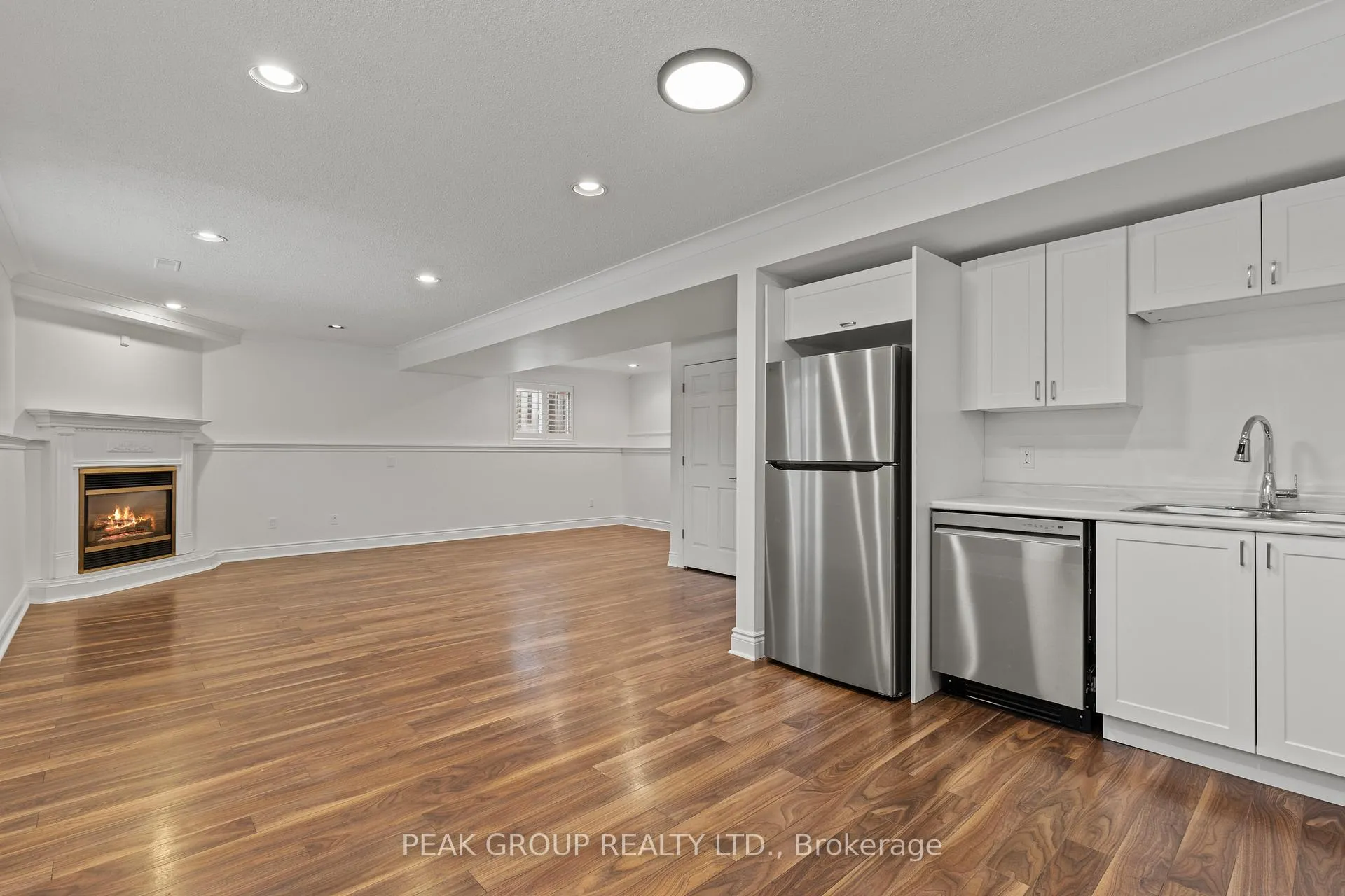 Photo 3 of 3387 Cardinal Drive, Niagara Falls, Mt. Carmel — HOMEH