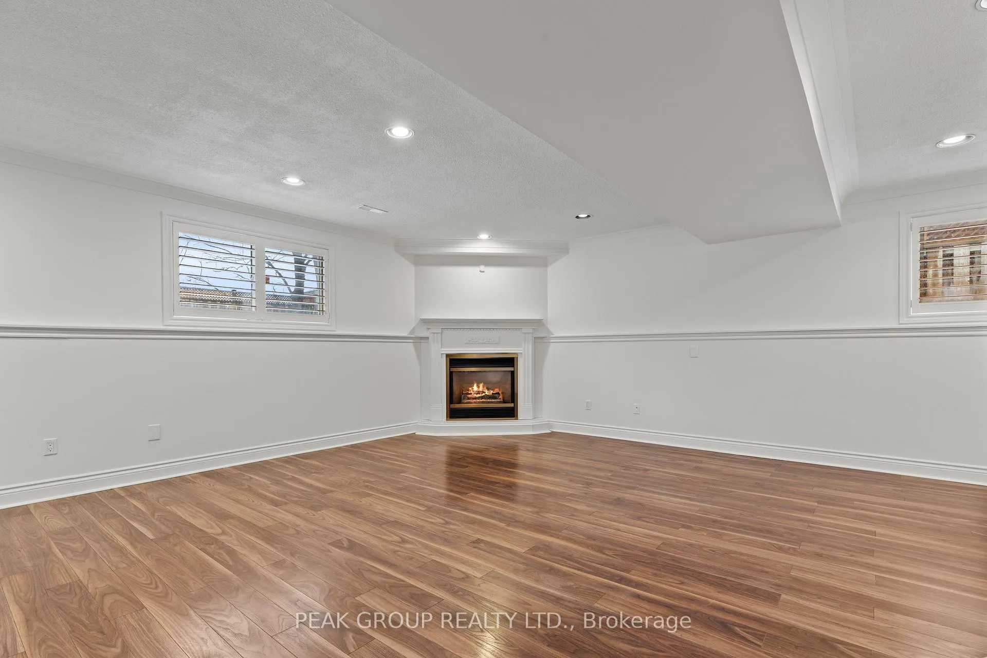 Photo 8 of 3387 Cardinal Drive, Niagara Falls, Mt. Carmel — HOMEH