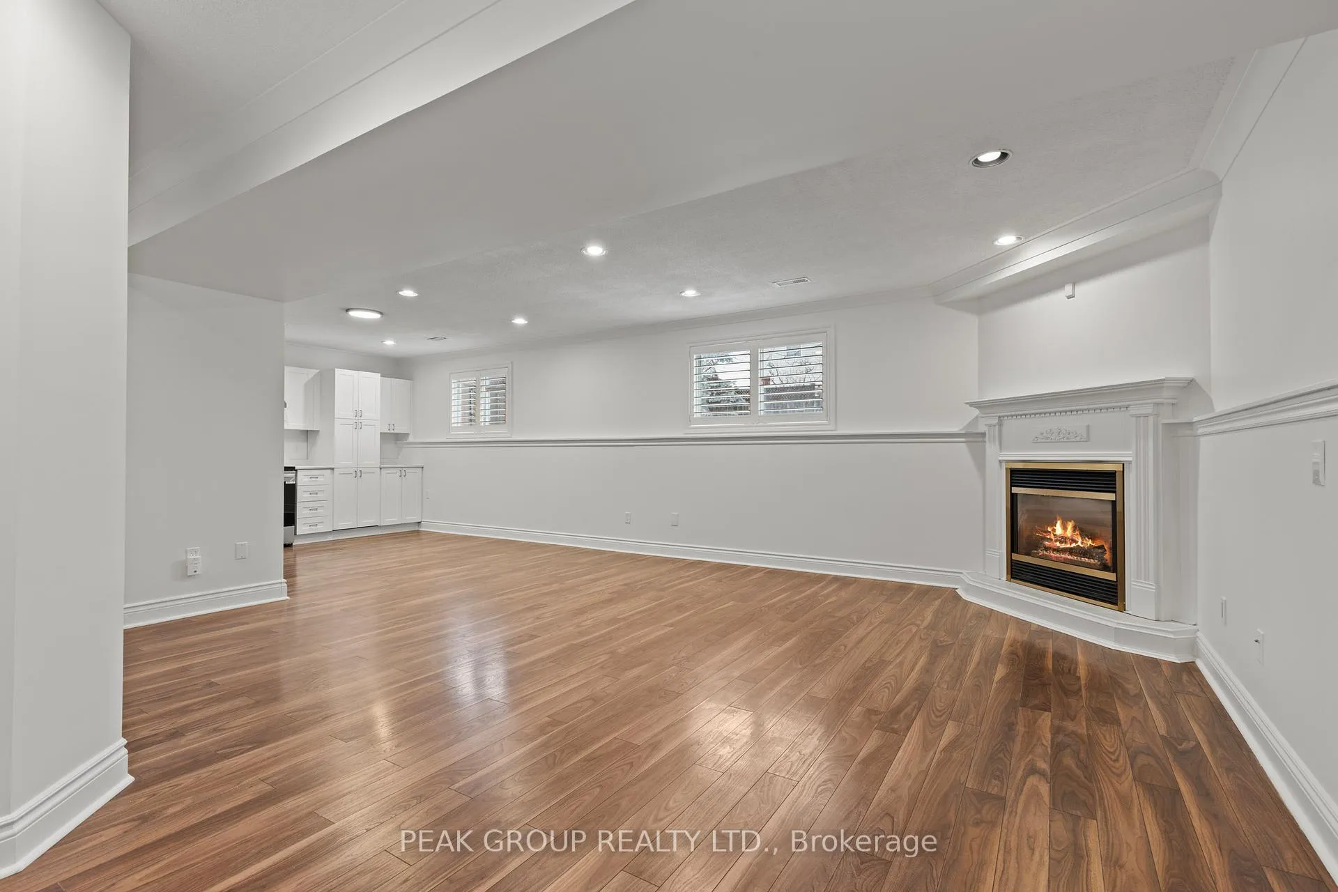 Photo 9 of 3387 Cardinal Drive, Niagara Falls, Mt. Carmel — HOMEH