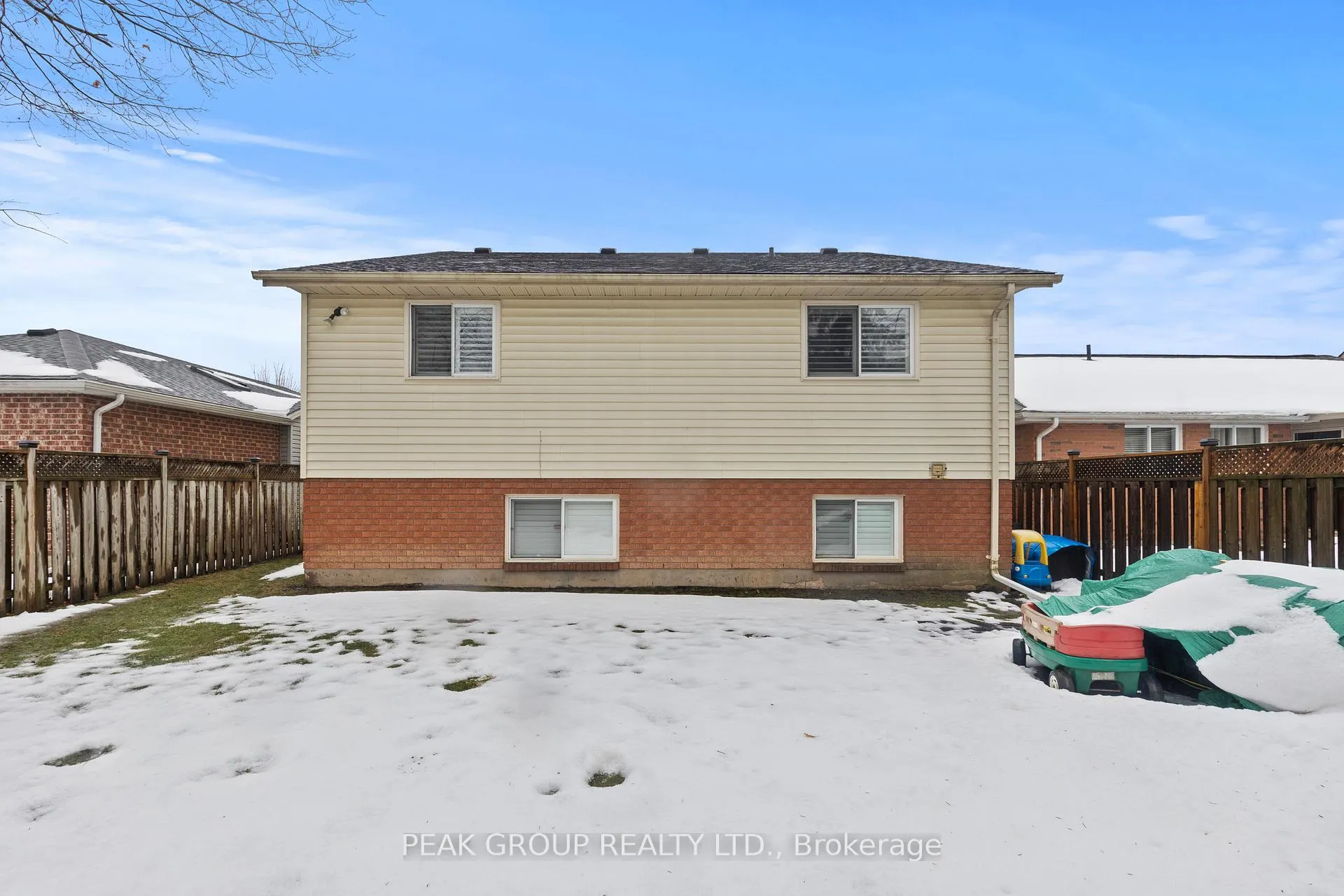 Photo 14 of 3387 Cardinal Drive, Niagara Falls, Mt. Carmel — HOMEH